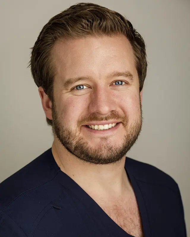 Dr Greg Creavin